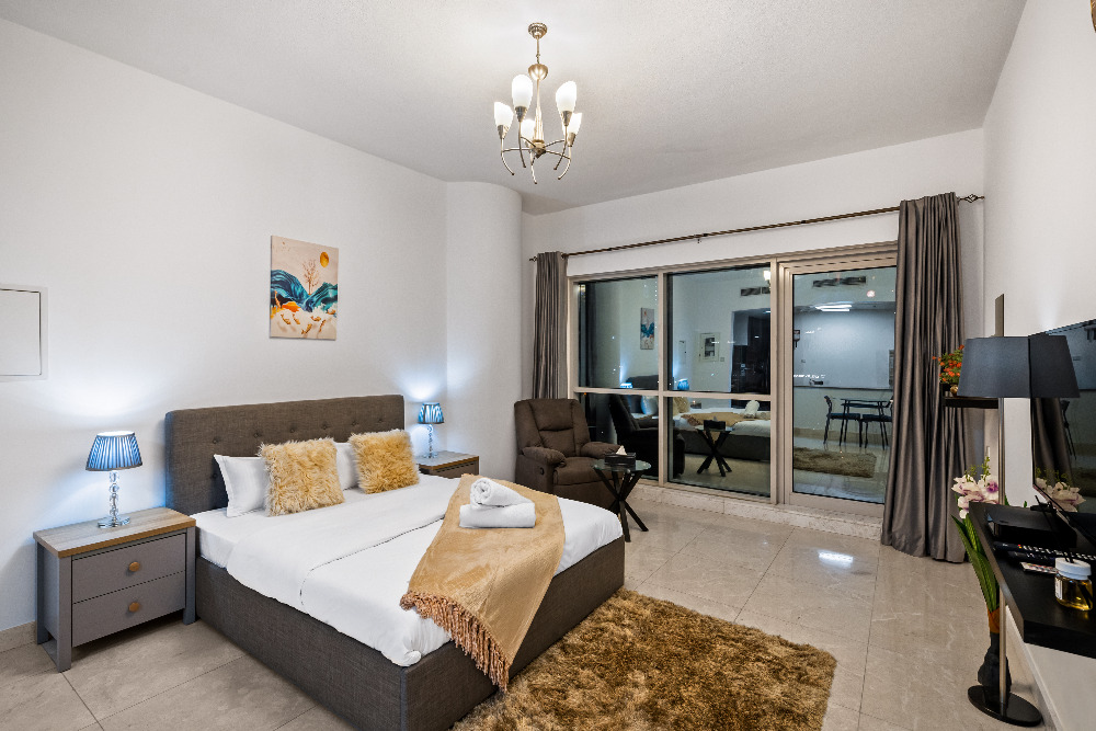 single ensuite room in Bodden Town